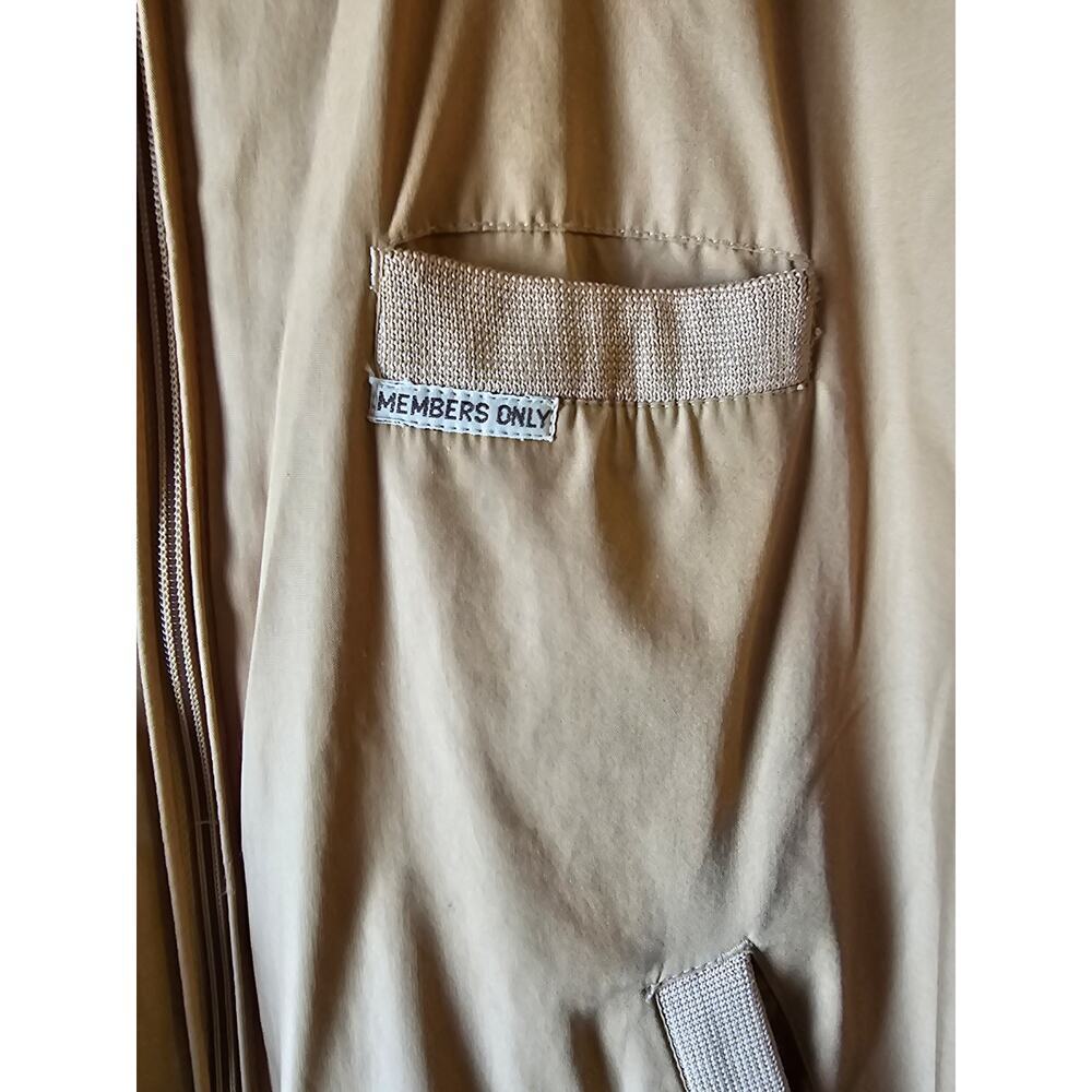 Members Only tan khaki vintage jacket sz 40 medium - Picture 3 of 6